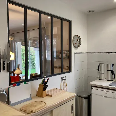 Alpha Centauri Vila *