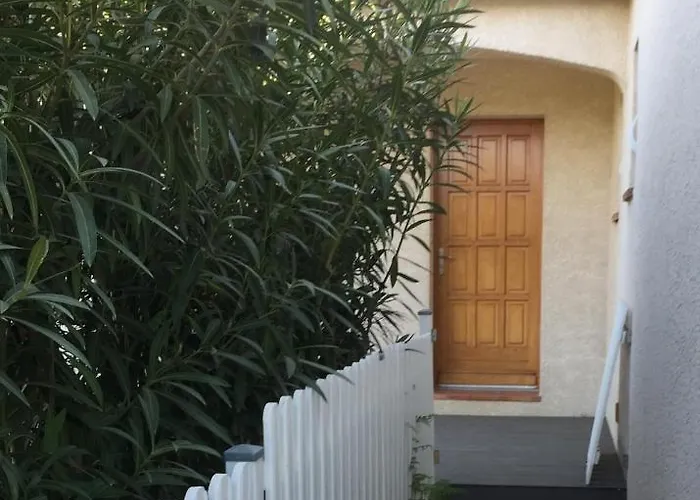 Alpha Centauri Willa Carcassonne