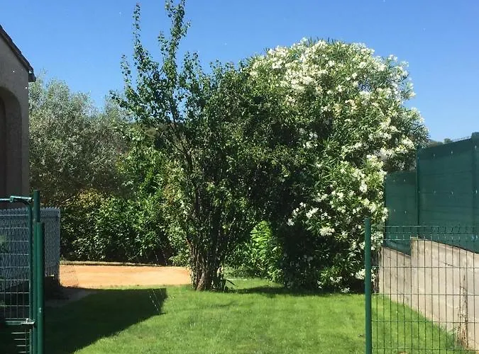 Willa Alpha Centauri Carcassonne