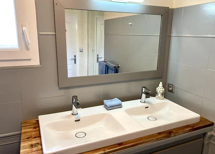 Willa Alpha Centauri